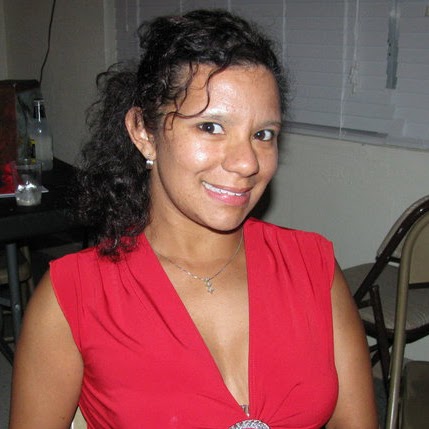 Allyson Robertson Photo 5