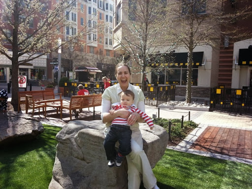 Julie Bergmann Photo 6