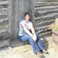 Melanie Stringer Photo 10