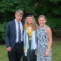 Laura Hardee Photo 8