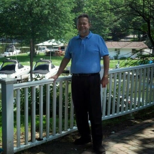 Clifford Lang Photo 5
