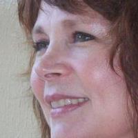 Julia Sizemore Photo 12