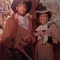 Randolph Perry Photo 20