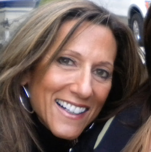 Mary Riley Photo 18