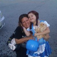 Elizabeth Spano Photo 5