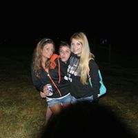 Sara Hager Photo 6