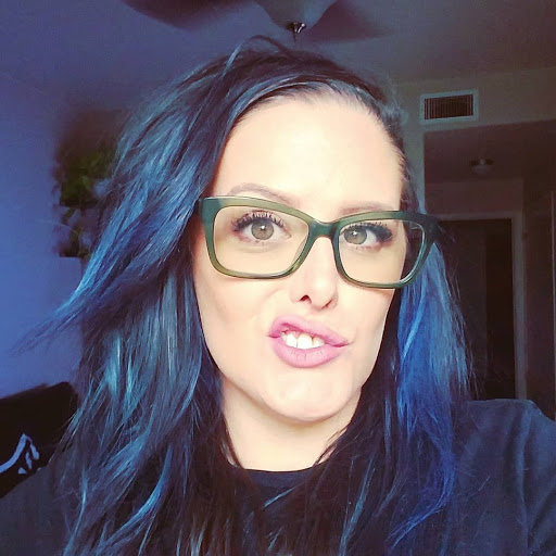 Nicole Bateman Photo 37