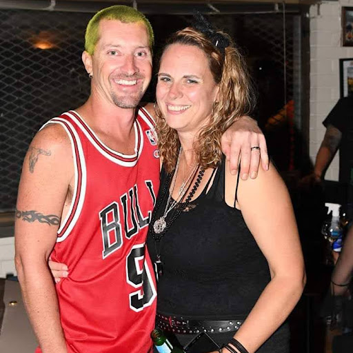 Karen Hunt Photo 21
