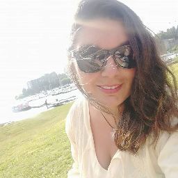 Alicia Valenzuela Photo 25