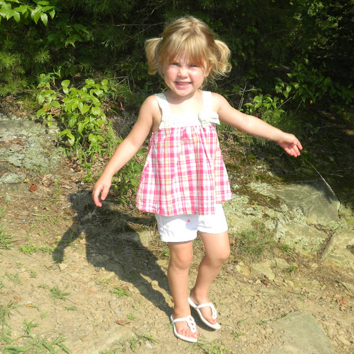 Amy Dye Photo 12