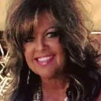 Deanna Robinson Photo 14