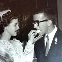 Martha Perkins Photo 29