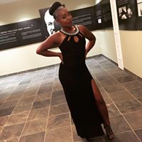 Erika Robinson Photo 8