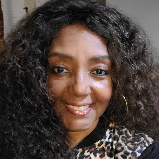 Veronica Brooks Photo 31