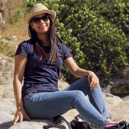 Claudia Salas Photo 10