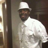 Gerald Armstrong Photo 27
