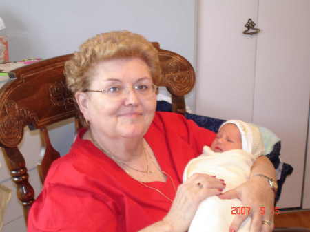Donna Bradshaw Photo 40