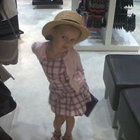 Isabella Newton Photo 8