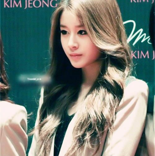 Zi Li Photo 6