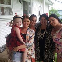 Debbie Ingram Photo 37