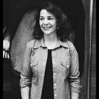 Deborah Ricci Photo 19
