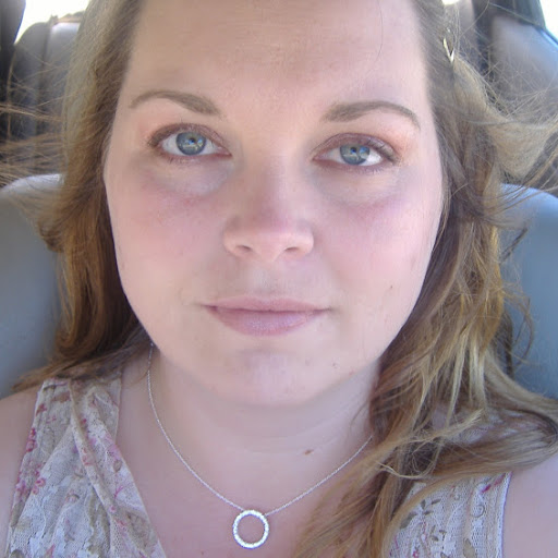 Angela Cain Photo 40