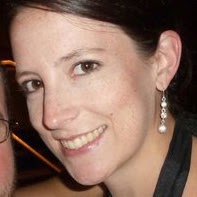 Melanie Edwards Photo 18