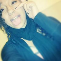 Yuliana Rodriguez Photo 16