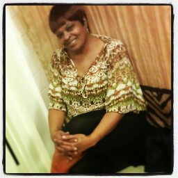 Denise Hammond Photo 18