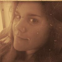 Sarah Frantz Photo 7