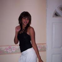 Karina Almendra Photo 5