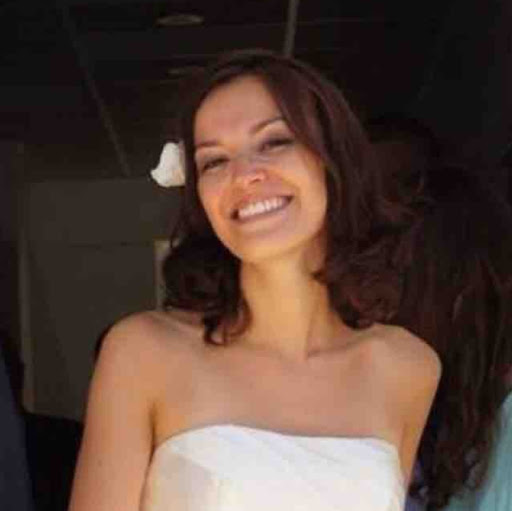 Julie Martel Photo 16