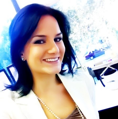 Kimberly Nixon Photo 26