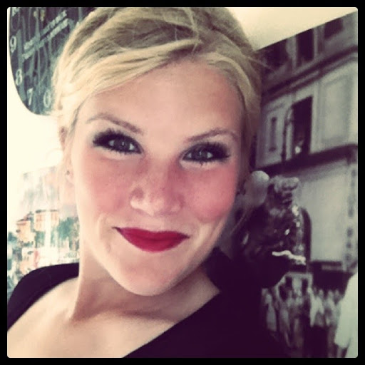 Jessica Mitchell Photo 15