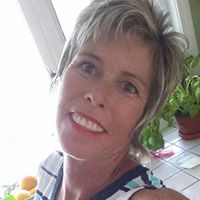 Suzanne Wolfe Photo 40