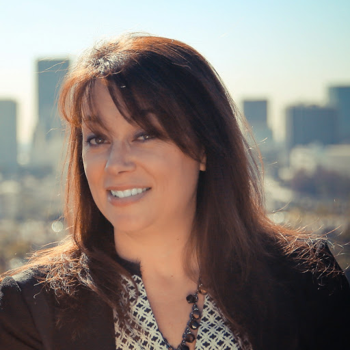 Jennifer Knight Photo 18