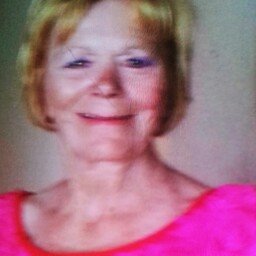 Suzanne Little Photo 34