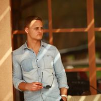 Damian Taylor Photo 27