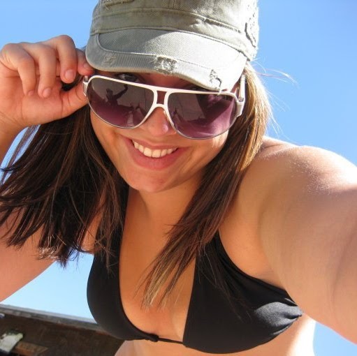 Ashley Weaver Photo 33