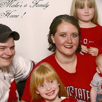 Amanda Skaggs Photo 36