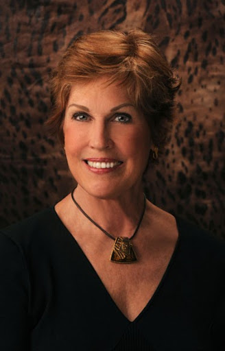 Rebecca Hackett Photo 13