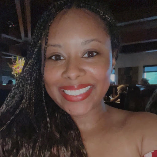 Alexandria Walker Photo 27