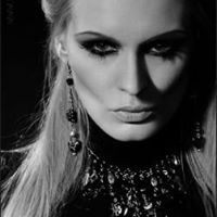 Laurel Spencer Photo 21