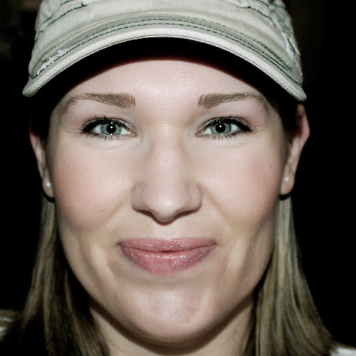 Dawn Sutherland Photo 29
