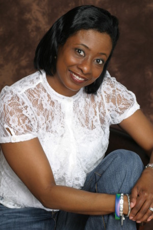 Regina Davis Photo 3