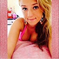 Michaela Walker Photo 7
