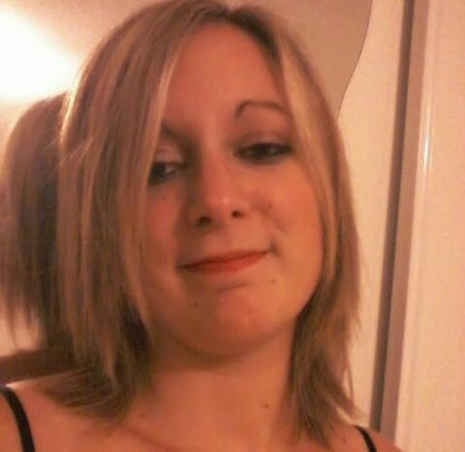 Julie Fritsch Photo 4