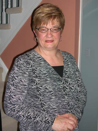 Betty Anderson Photo 13