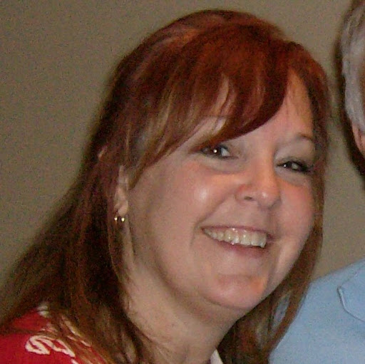 Laura Barrett Photo 10