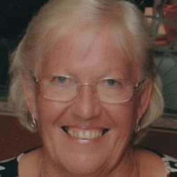Lynne Mitchell Photo 42